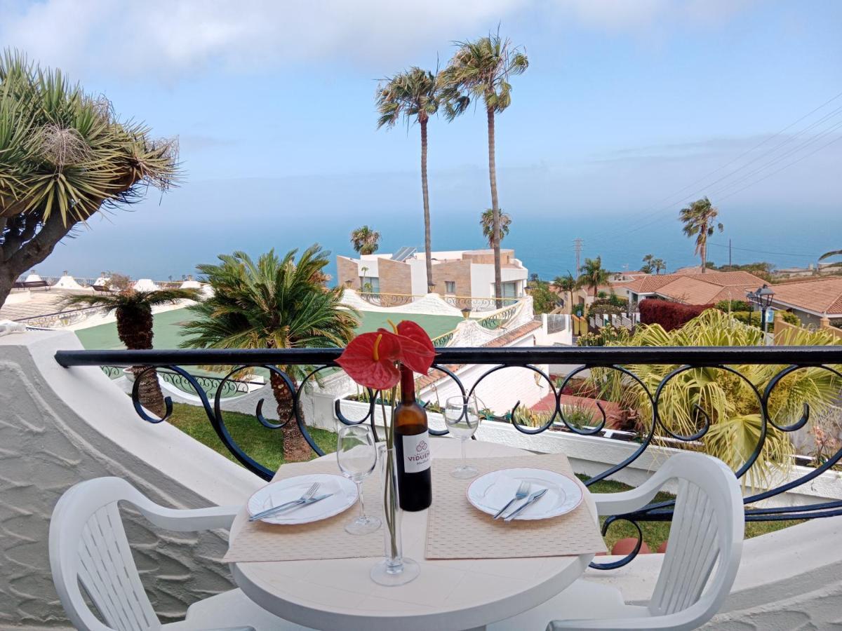 Апартаменты Studio Sea Front View & Pool Такоронте Экстерьер фото